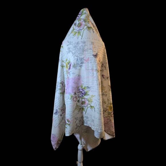 Rectangular Spring Floral And Butterfly Tablecloth - Picture 2 of 4